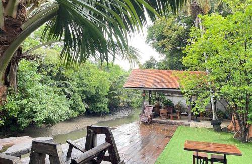 Bang Kobua Hotel | 32 m² Hotel ∙ 3 guests