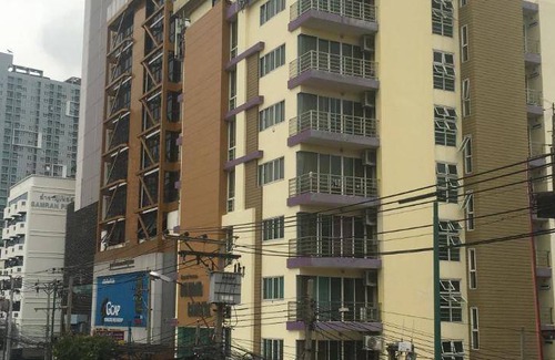 Thanon Phetchaburi Apartment | 32 m² Serviced apartment ∙ 3 guests