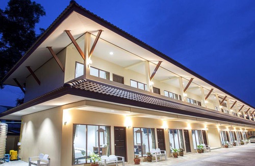 Nakhon Si Thammarat Apartment | 34 m² Serviced apartment ∙ 3 guests