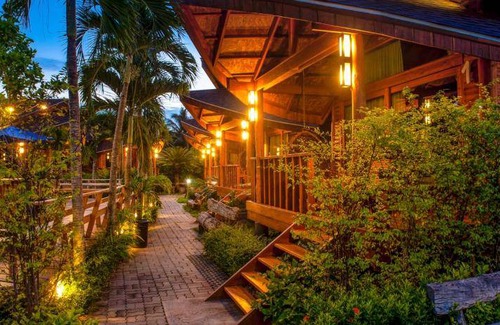 Rayong Resort | 35 m² Resort ∙ 10 guests