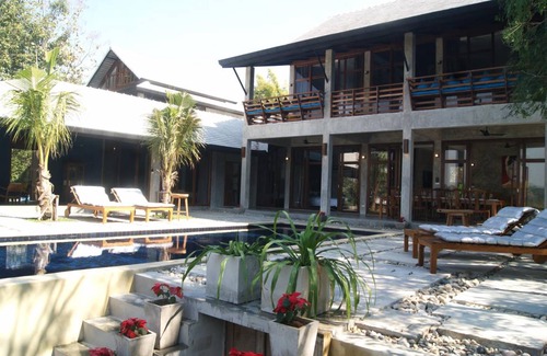 San Sai Villa | 350 m² Villa ∙ 6 bedrooms ∙ 15 guests