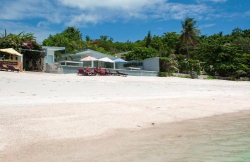 Moo 5 Villa | 4 Bedroom Villa Mangrove 20 seconds walk to beach