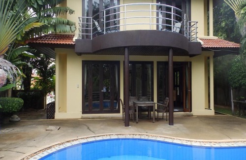 Moo 5 Villa | 4 Bedroom Villa TG43 on beachfront resort SDV287-By Samui Dream Villas