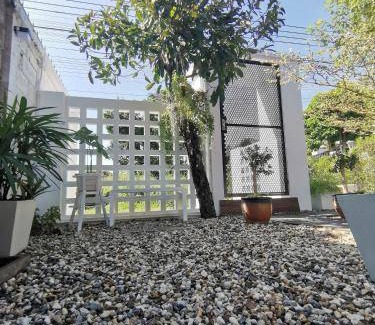 Chang Phueak Bed & Breakfast | 40 m² Bed and breakfast ∙ 2 guests