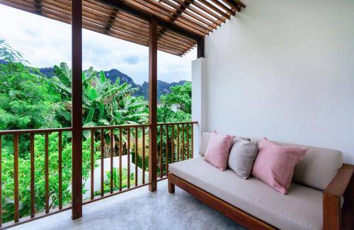 Tham Nam Phut Hotel | 40 m² Hotel ∙ 3 guests