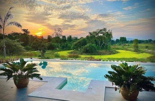 Tha Yang Resort | 425 m² Resort ∙ 3 bedrooms ∙ 6 guests