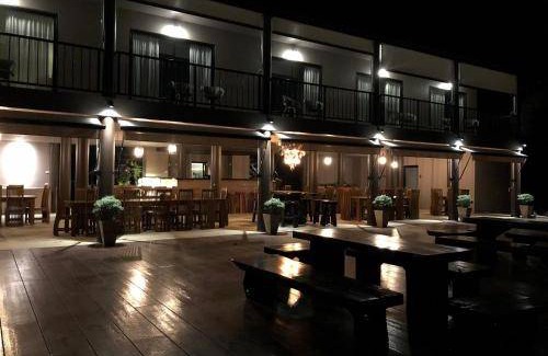 Tha Yang Resort | 425 m² Resort ∙ 3 bedrooms ∙ 6 guests