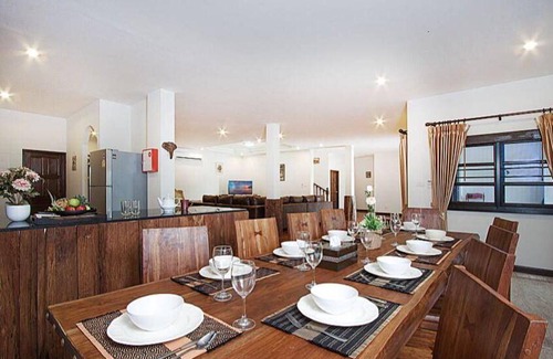 Chiang Mai House | 448 m² House ∙ 7 bedrooms ∙ 14 guests