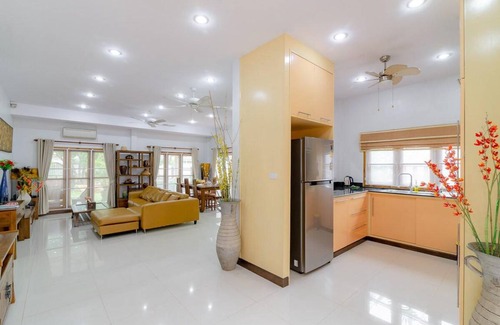 Thong Chai Villa | 448 m² Villa ∙ 3 bedrooms ∙ 6 guests