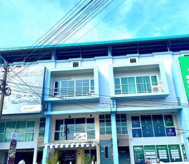 Khlong Hae Apartment | 450 m² Apartment ∙ 4 bedrooms ∙ 14 guests