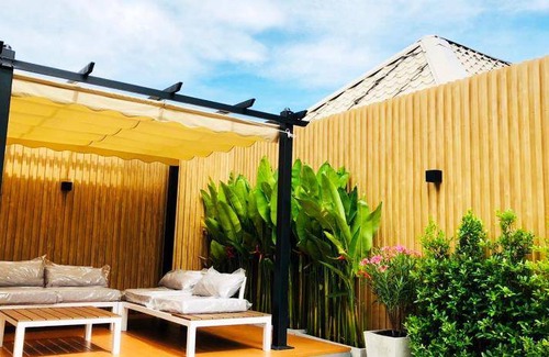 Rangsit Hotel | 50 m² Hotel ∙ 9 guests