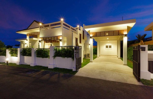 Khao Tao Villa | 500 m² Villa ∙ 3 bedrooms ∙ 8 guests