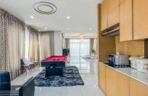 Bang Lamung House | 504 m² House ∙ 4 bedrooms ∙ 12 guests