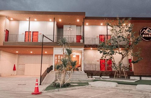 Nikhom Phatthana Hotel | 52 m² Hotel ∙ 4 guests