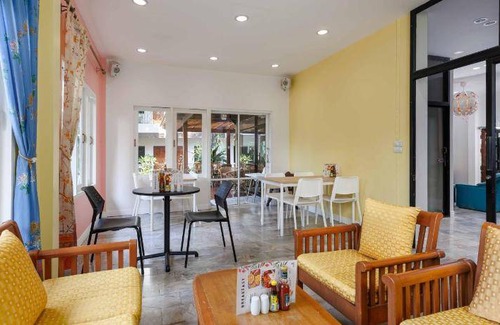 Bang Phlat Hotel | 56 m² Hotel ∙ 127 guests