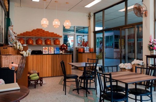 Nai Mueang House | 58 m² Motel ∙ 127 guests