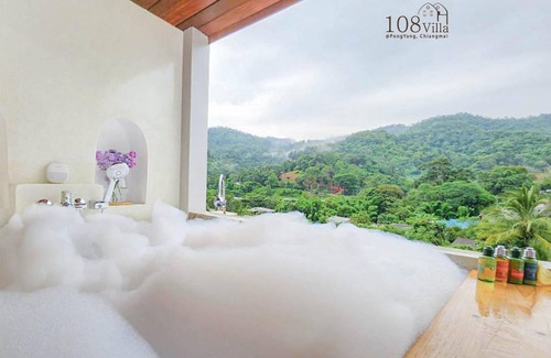 Pong Yaeng Hotel | 60 m² Hotel ∙ 20 guests