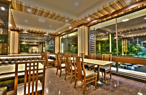 Phra Khanong Apartment | 65 m² Serviced apartment ∙ 5 guests