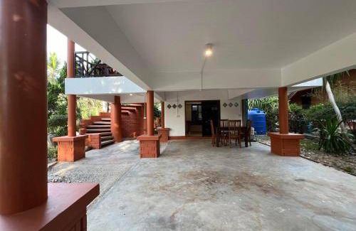Chumphon Hostel | 70 m² Hostel ∙ 4 guests