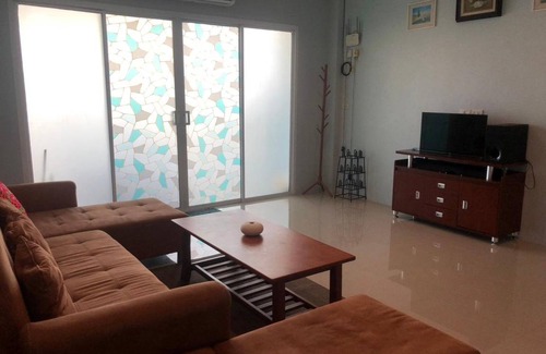Downtown Krabi House | 70 m² House ∙ 2 bedrooms ∙ 4 guests