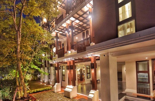 Nong Pa Khrang Hotel | 75 m² Hotel ∙ 4 guests