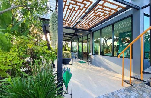 Sa Krathiam Bed & Breakfast | 80 m² Bed and breakfast ∙ 6 guests