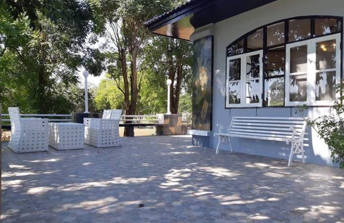 Pak Chong House | 800 m² House ∙ 3 bedrooms ∙ 8 guests