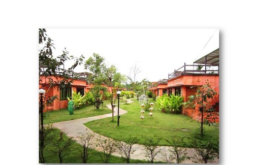 Samut Songkhram Resort | 98 m² Resort ∙ 127 guests