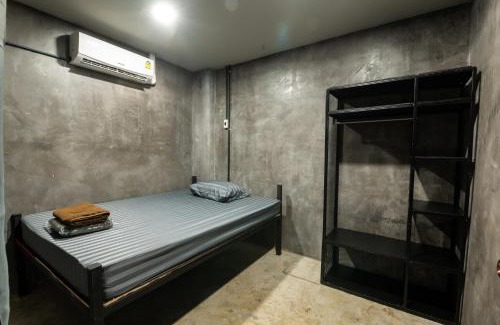 Nong Chaeng Hostel | Another High Away Hostel - Bangkok