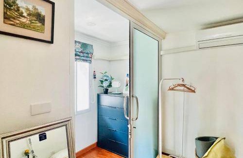 Khlong Toei Apartment | Apartment ∙ 2 bedrooms ∙ 6 guests