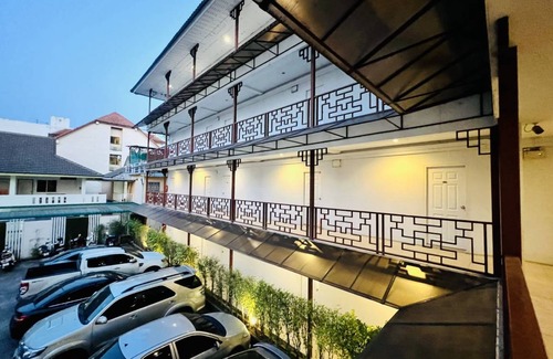 Wat Ket Apartment | Apartment ∙ 8 guests