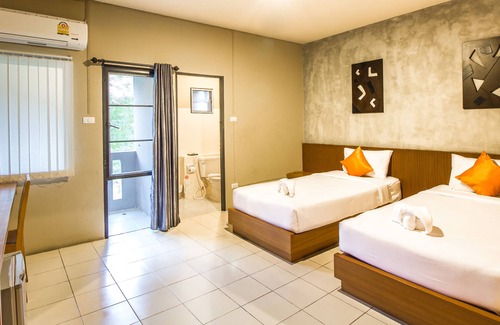 Chang Phueak Hotel | B2 Santitham (Wat Jed Yod) Boutique & Budget Hotel