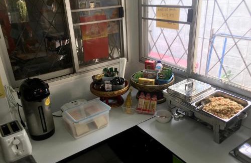 Racha Thewa Hostel | BAAN CHANG Guesthouse