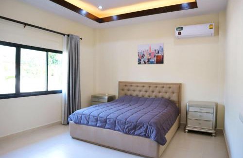 Huai Yai Villa | Baan Dusit Pattaya lake
