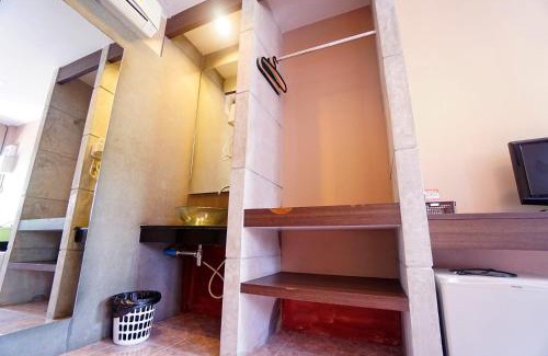 Ban Tai Hostel | Baan Ma Feung GuestHouse