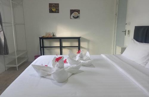 Ko Mak Hostel | Baan TaLay Hostel