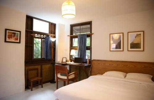 Wat Ket House | Baannoi Nornmuan retreat vacation rental & workshop Chiang Mai