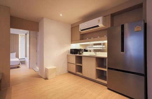 Si Racha Apartment | Balcony Seaside Sriracha Hotel & Serviced Apartments