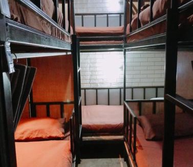 Suan Luang Hostel | Bangkok BM B&B