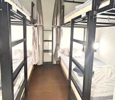 Khlong San Hostel | Bangkok Sanookdee Hostel