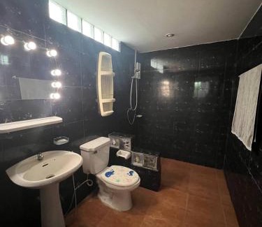Nong Chaeng Apartment | Banyen chalong hill