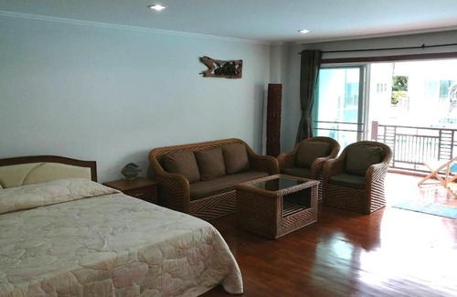 Cha-am Apartment | Beach Palace