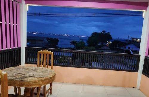 Koh Lan Bed & Breakfast | Bed and breakfast ∙ 3 guests
