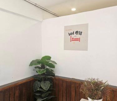 Bangkok Central Business District Hostel | BED at 18 Asoke