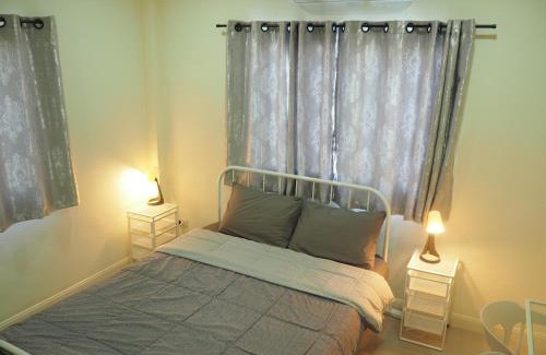 Bang Pa-in Hostel | Bed&Breakfast@Bangpa-in Hostel
