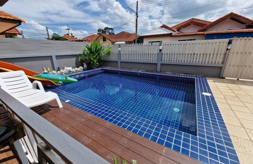 Bang Sare Villa | Bluepool Villa Pattaya