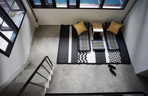 Talat Noi Hostel | Bunny Burrow Hostel