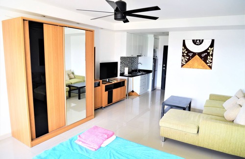 Central Pattaya Apartment | Central Pattaya Plaza Condotel