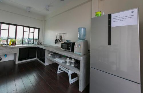Khlong Kra Saeng Hostel | Chedi View Hostel