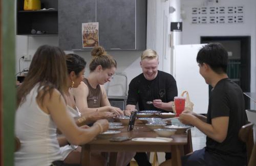 Ban Lo Long Hostel | Comfort Hostel Phuket Old Town by MaTong